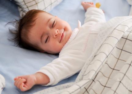 Выбор постельных принадлежностей для малыша